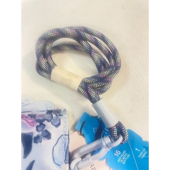 Vera Bradley Outlet Ultralight Zip ID and Lanyard Fresh cut Bouquet NWT - Picture 4 of 6